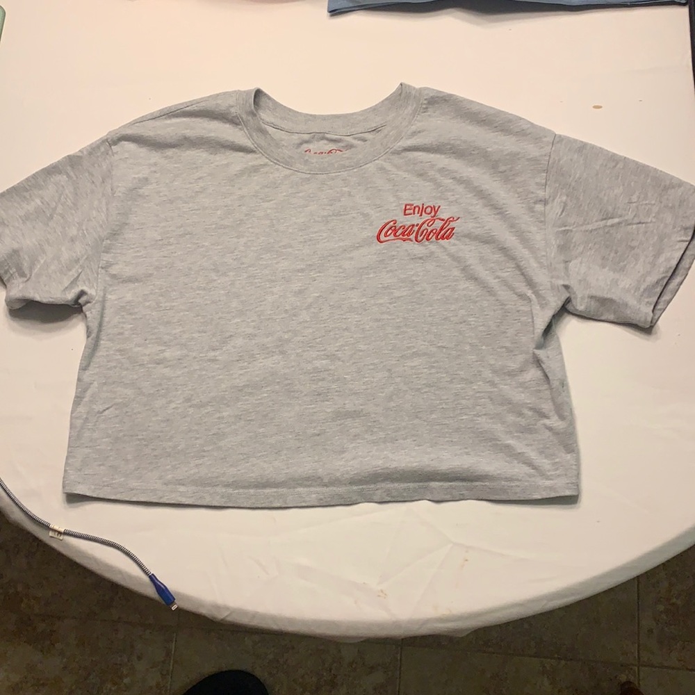 Authentic Coca-Cola embroidered crop tee shirt (M)